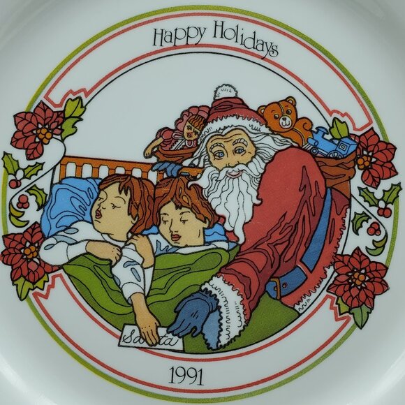 Corelle 1991 Happy Holidays Collector Plate Santa Sleeping Children Dinner Plate - Picture 2 of 4